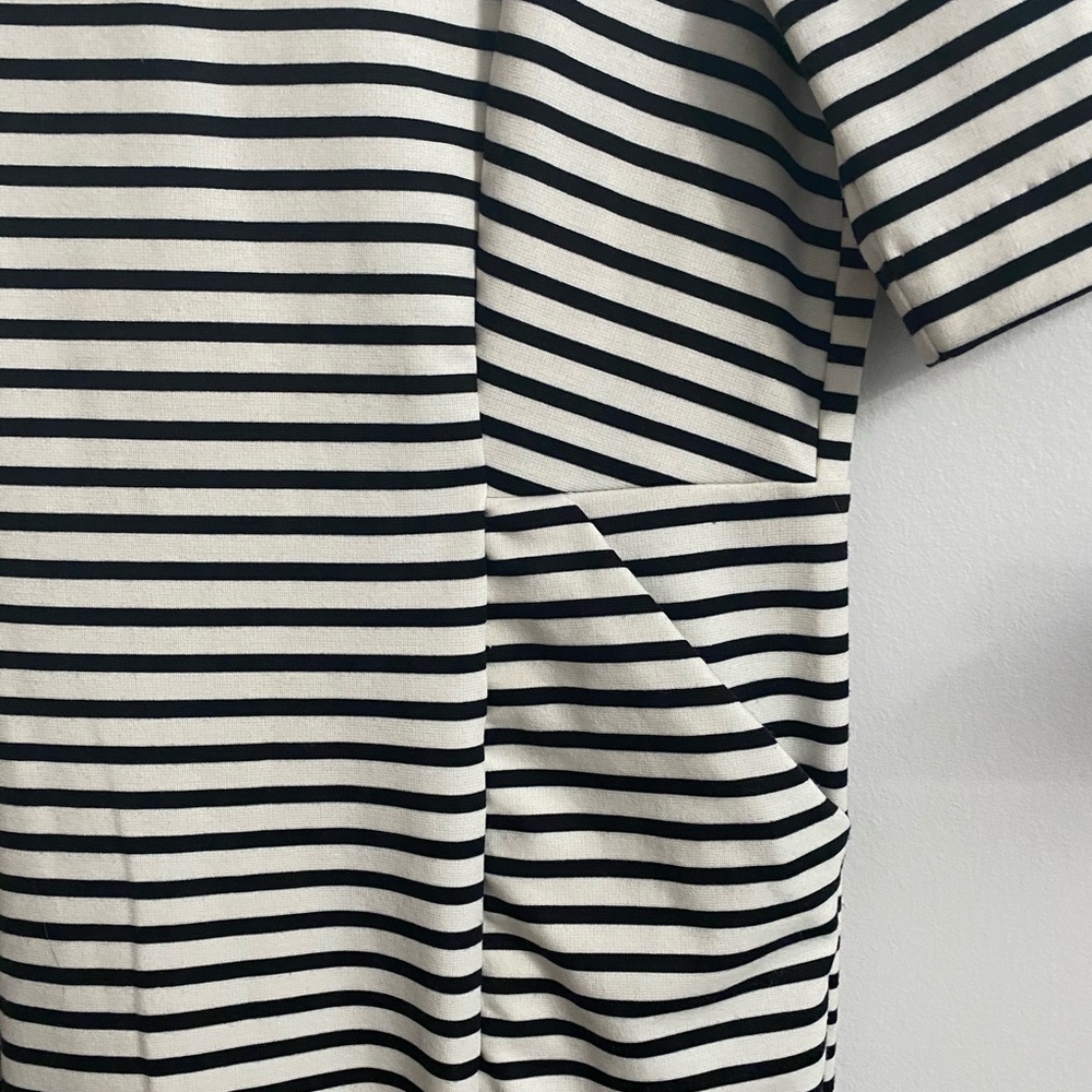 Dress - Picture 3 of 5